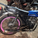MOTOCICLISTA CON ANTECEDENTES HUYÓ TRAS ACCIDENTE 