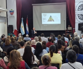 Martín Burt presentó en Argentina la metodología que está sacando de la pobreza a miles de familias en el mundo