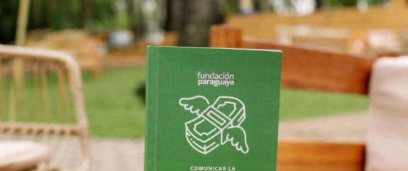 Comunicar la pobreza sin estigmas: Fundación Paraguaya presentó un manual para periodistas