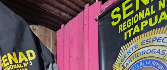 DETIENEN A ADULTO MAYOR POR VENTA DE DROGAS A MENORES