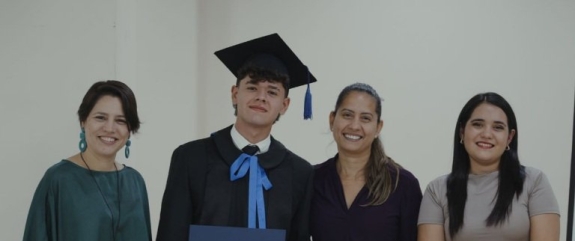 FABRIZIO PERALTA, ORGULLO DE LA FUNDACIÓN PARAGUAYA, ENTRE LOS 50 MEJORES ESTUDIANTES DEL MUNDO