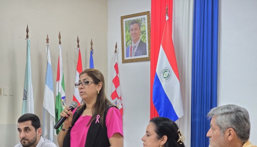 Apertura de la reunión a cargo de la Gobernadora Departamental.