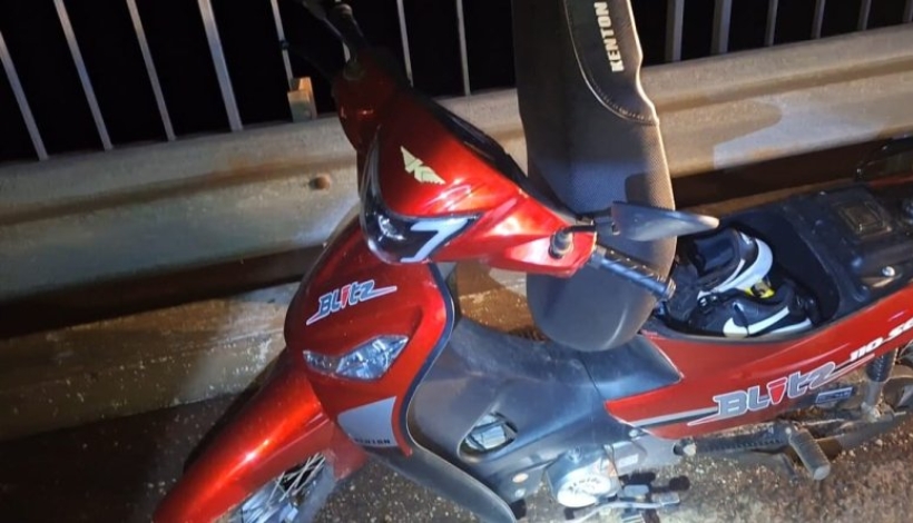 Motocicleta hallada en el puente Nanawa