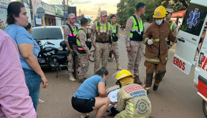 El accidentado fue auxiliado por bomberos voluntarios.