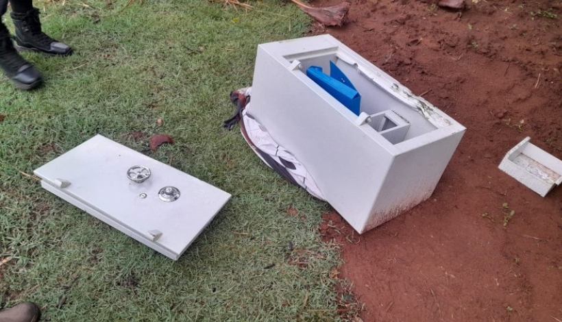 Caja fuerte forzada.