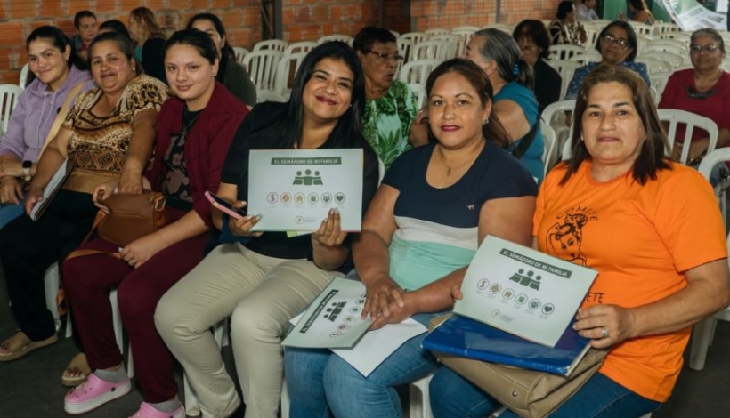 Capacitaciones sobre el Semáforo de Eliminación de Pobreza.